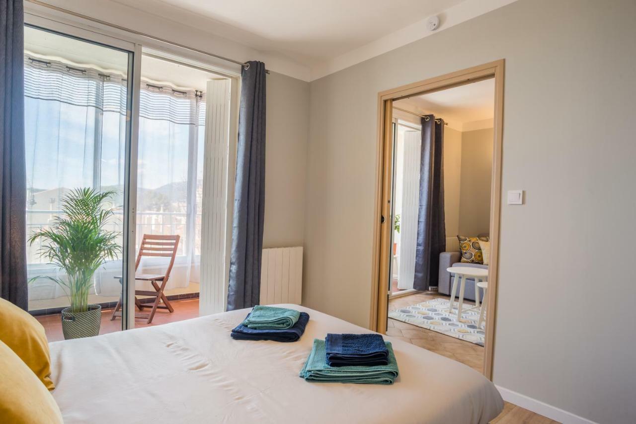 Appartement 2 Pieces Avec Balcon تولون المظهر الخارجي الصورة